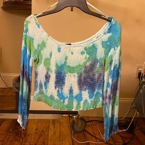 Long sleeve tye dye crop top